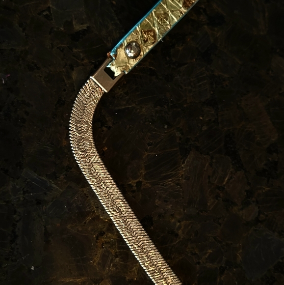 SALE💯Authentic Dolce & Gabbana Snakeskin And Metal Logo Skinny Belt - Picture 3 of 7